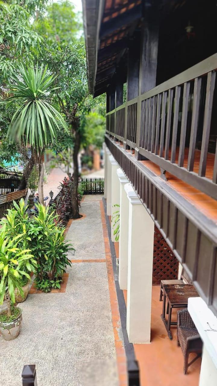 Villa Le Tam Tam Boutique Hotel Луанг Прабанг Екстериор снимка